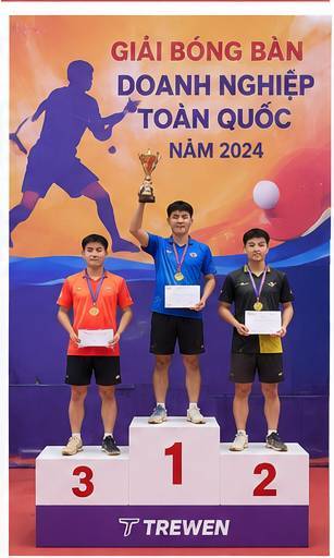 cho thuê bục nhận giải-5