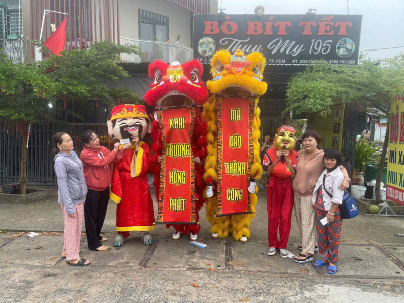DỊCH VỤ MÚA LÂN KHAI TRƯƠNG TẠI QUẬN 11-1