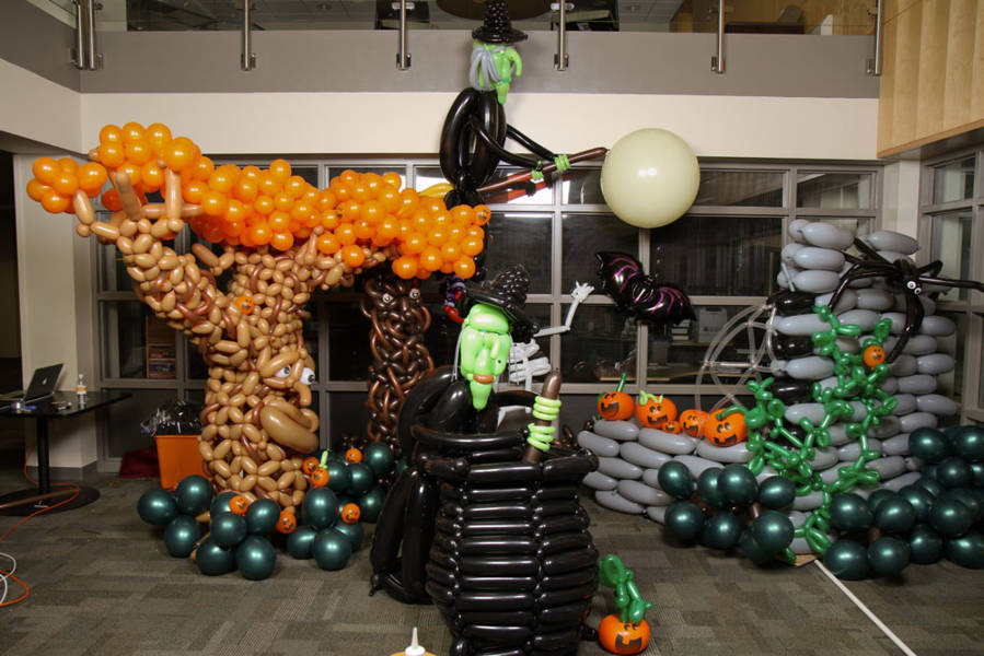 dịch vụ trang trí Halloween bằng bong bóng 21