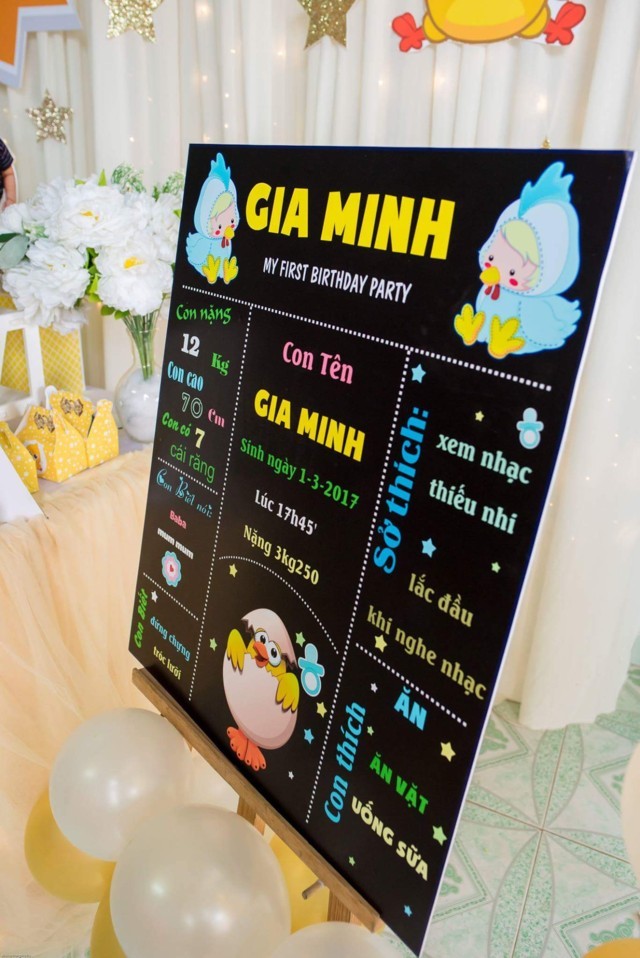 trang tri bàn gallery chủ đề con gà 19