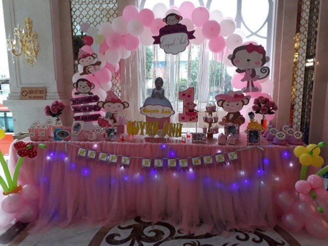 trang trí bàn gallery chủ đề con khỉ 12