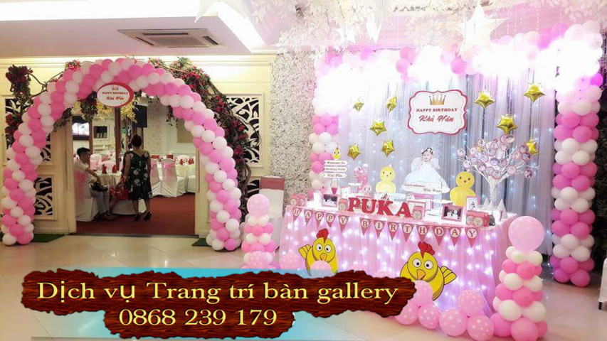 trang trí bàn gallery chủ đề con gà 10