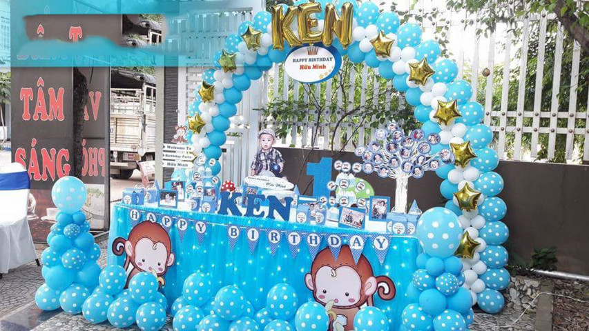 trang trí bàn gallery chủ đề con khỉ 7