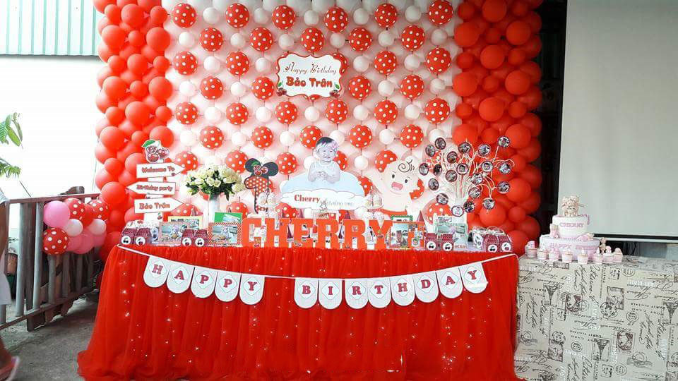 dịch vụ trang trí bàn gallery chuột micky 2