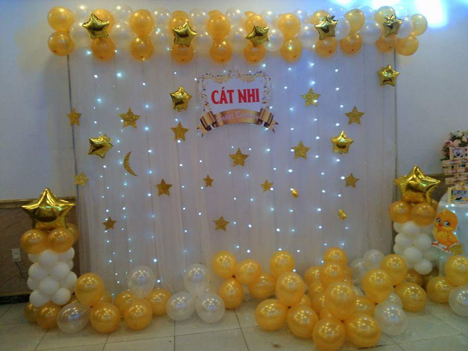 trang trí bàn gallery chủ đề con gà 15