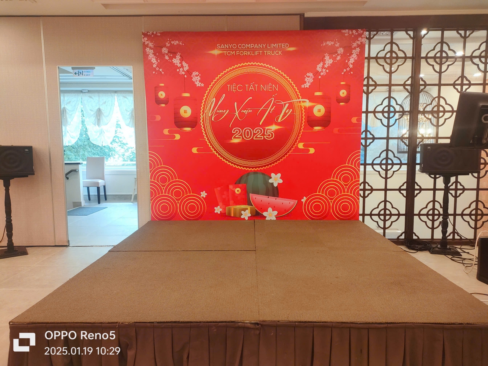 ĐƠN VỊ THI CÔNG BACKDROP SỰ KIỆN TẠI NHÀ BÈ