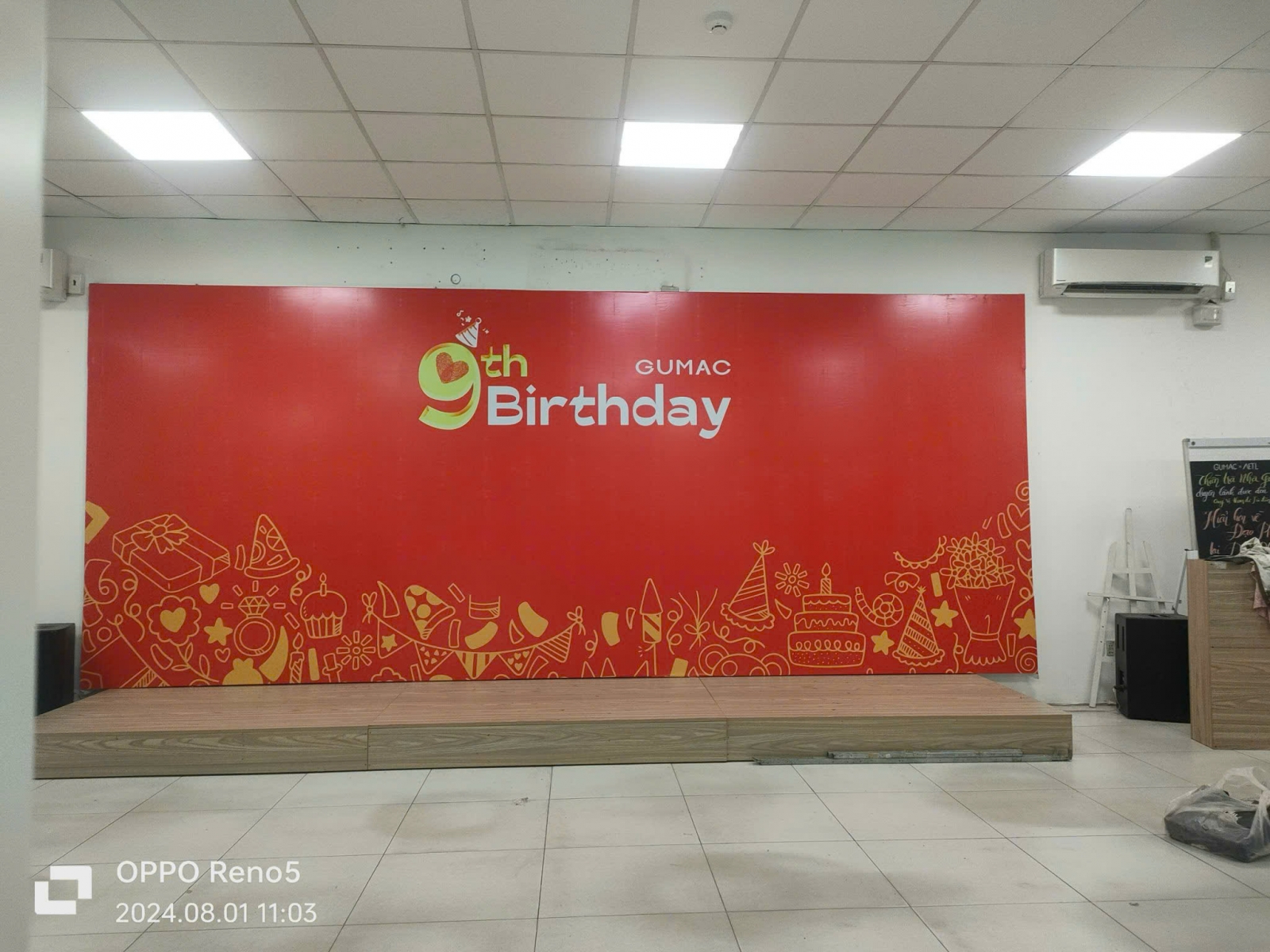 ĐƠN VỊ THI CÔNG BACKDROP SỰ KIỆN TẠI NHÀ BÈ