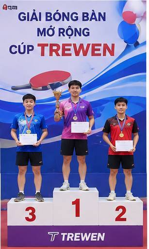 giá thuê bục nhận giải-5 giá thuê bục nhận giải-5