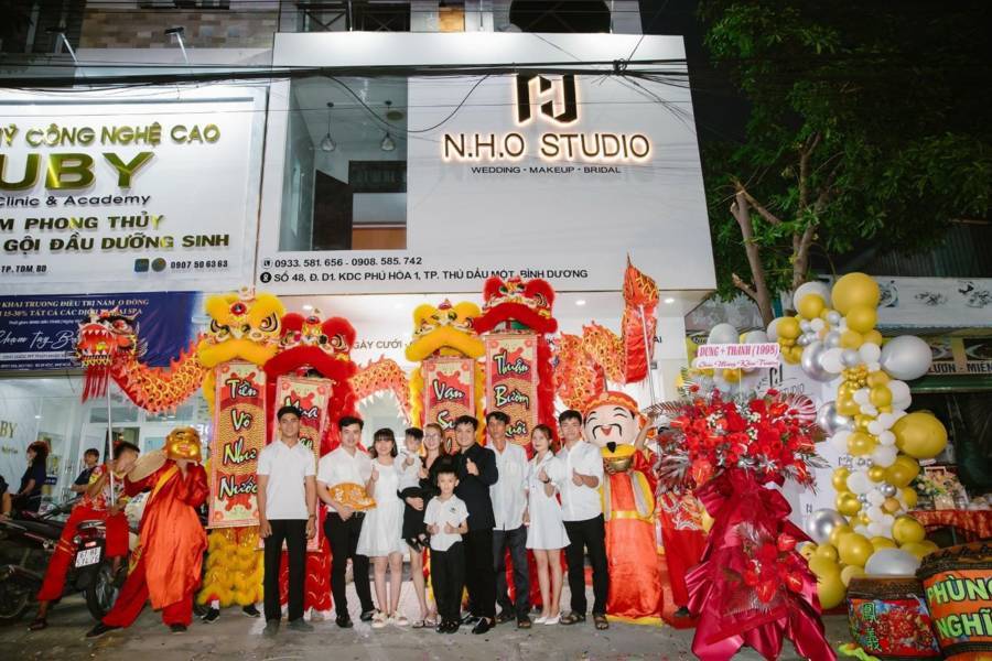 Trọn gói Múa lân khai trương STUDIO TẠI BÌNH DƯƠNG